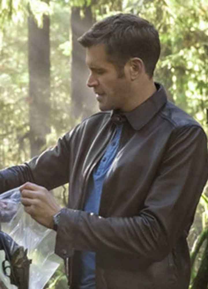 RUBY HERRING MYSTERIES PREDICTION MURDER (JAKE KILLIAN) STEPHEN HUSZAR LEATHER JACKET